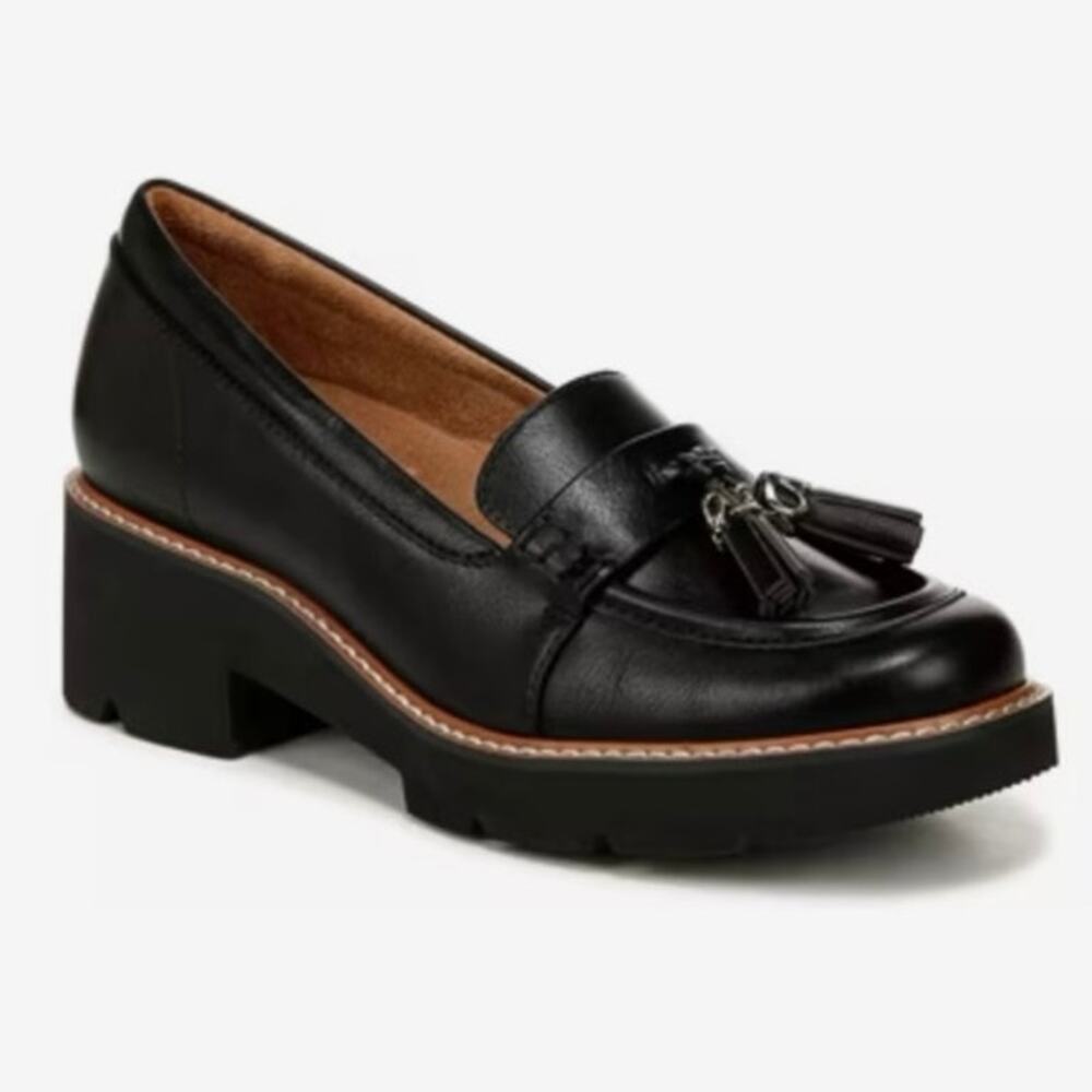 NWOB Naturalizer Commited Lug Loafer in Black SZ 8.5